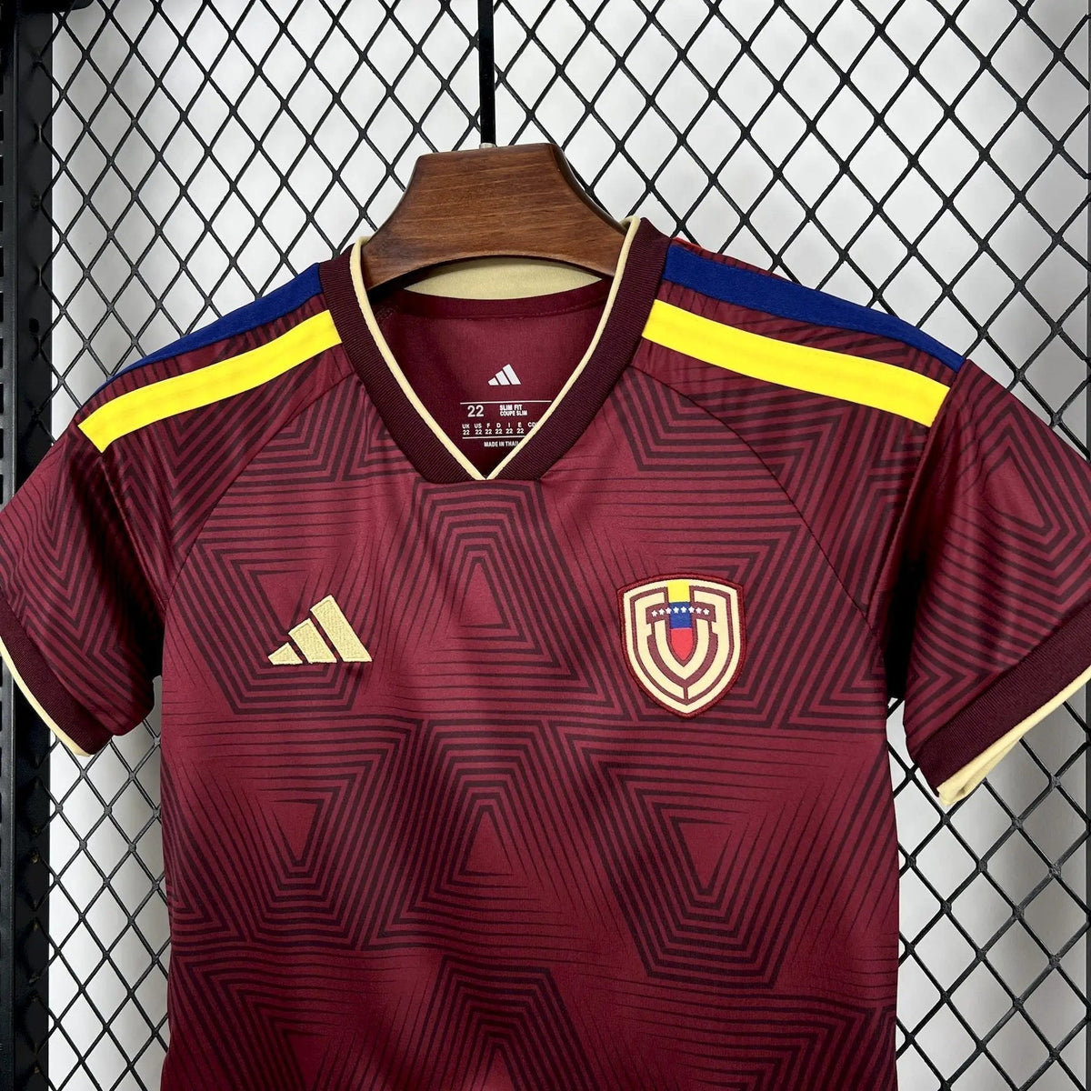 BOOTS SUPPLY Venezuela 2026 Home Kids size - Jerseys
